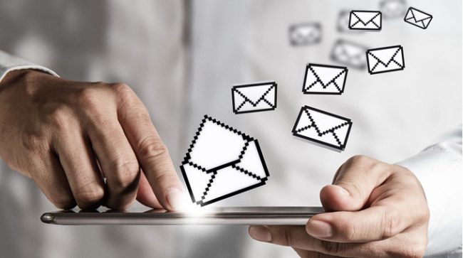 Saiba como construir e aumentar sua base de e-mails Saiba como construir e aumentar sua base de e-mails